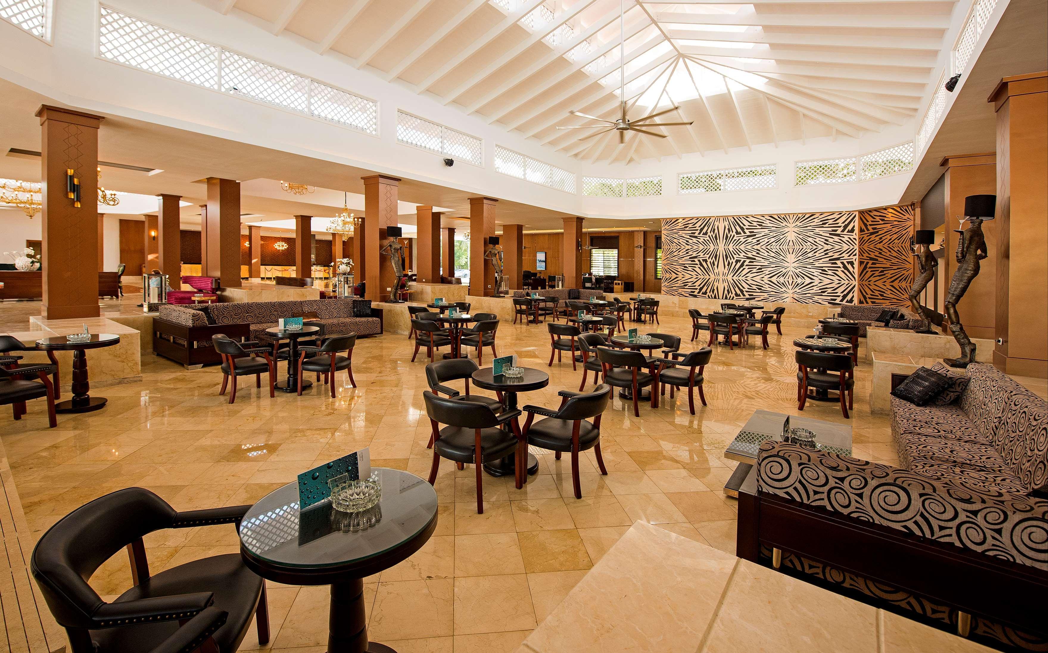 Occidental Punta Cana Exterior foto Lobby