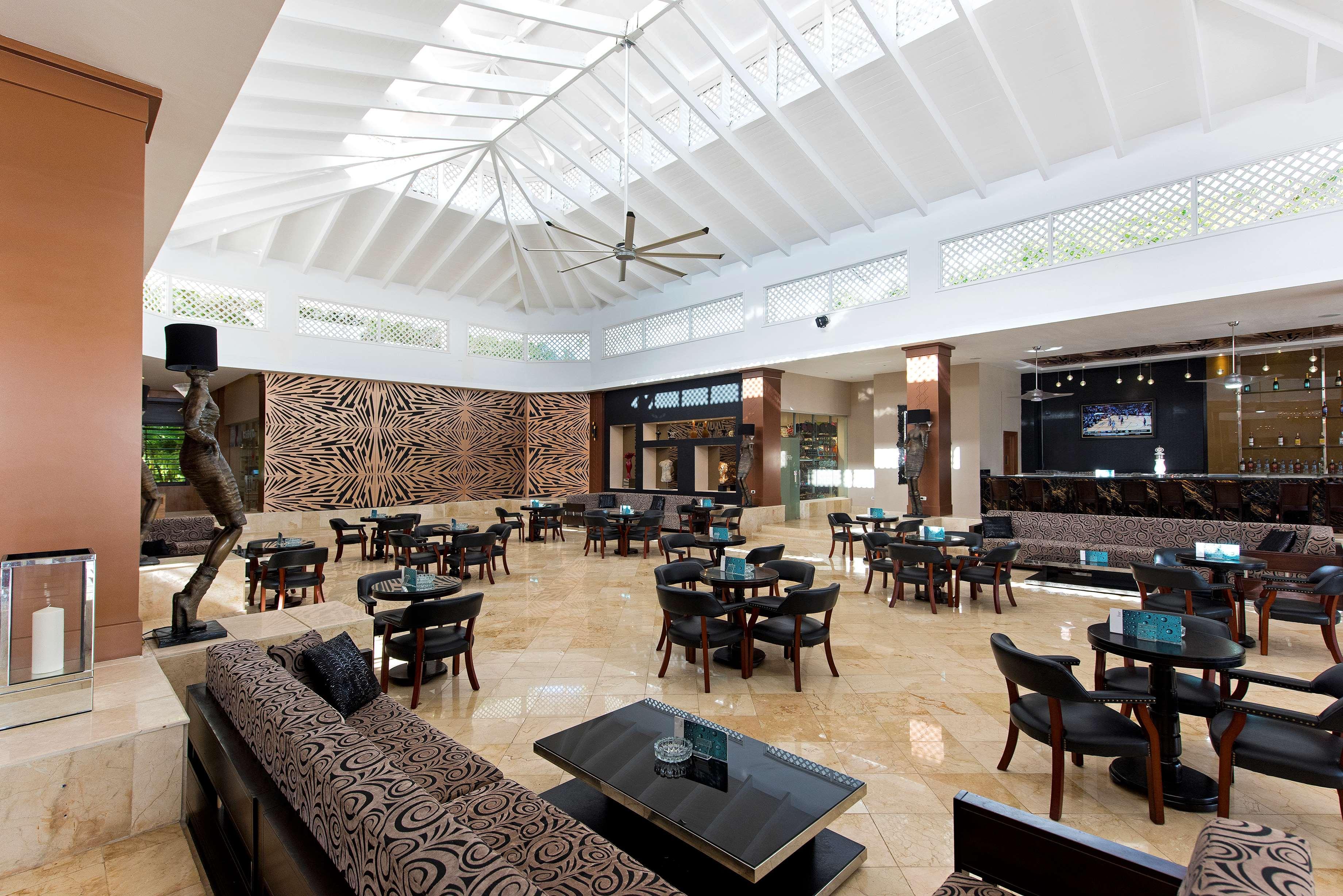 Occidental Punta Cana Exterior foto Lobby